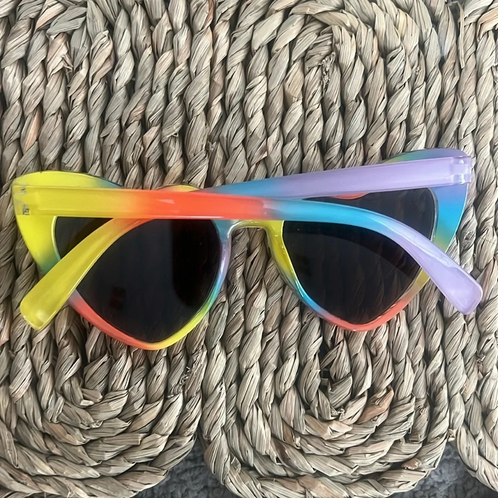 2 Pairs of Little Girls Sunglasses • Art Class and Wonder Nation